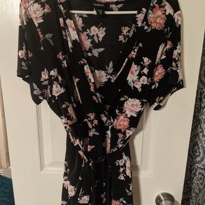 Black plunge neck flowy top